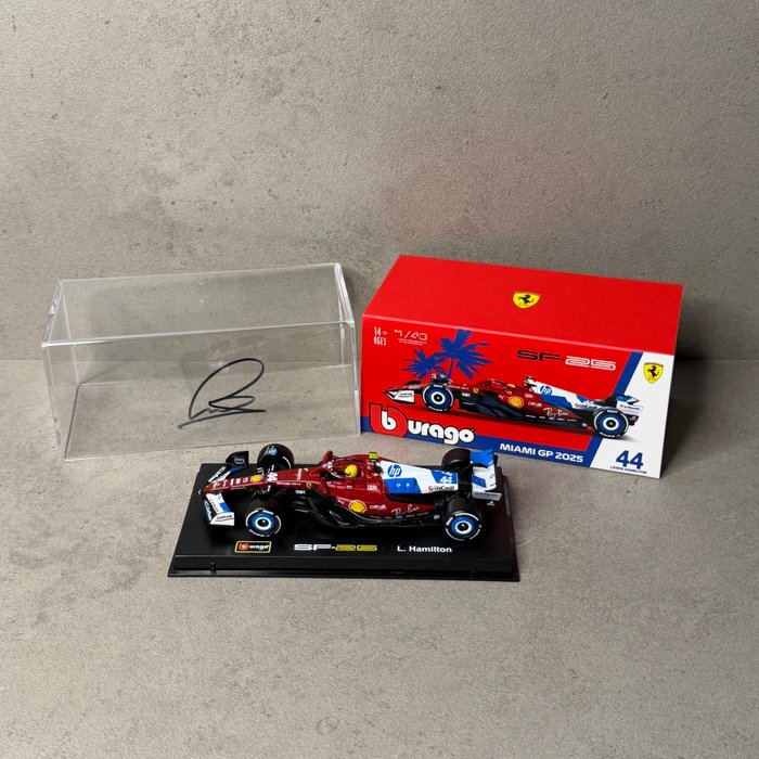 Ferrari — model SF-25 Lewis Hamilton, GP Miami 2025, měřítko 1:43
